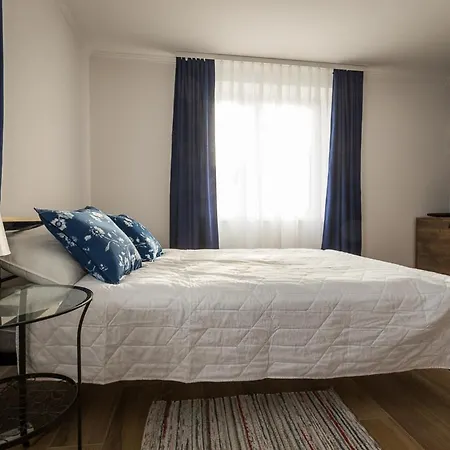 Apartsw241 *