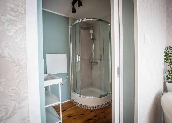 Apartsw241 아파트 옐레니아구라