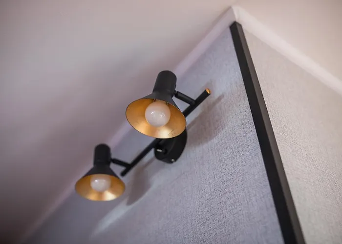 Apartsw241 아파트 옐레니아구라